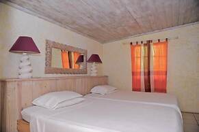 Bougainvilla Hotel
