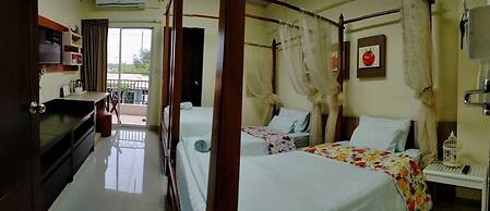 AA Resort Hotel