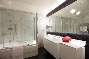 Pera Residence