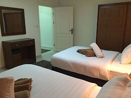 Zaina Plaza Hotel