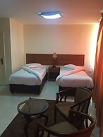 Zaina Plaza Hotel