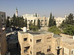 Zaina Plaza Hotel