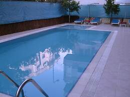 Best Life Apart Hotel
