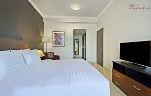 The Curve Hotel