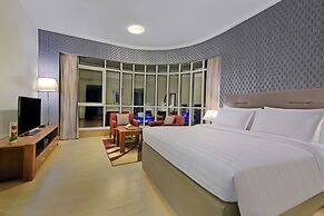 The Curve Hotel