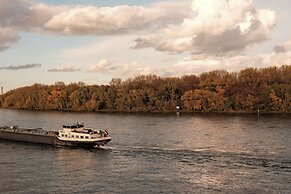 Hotel am Rhein - Wesseling