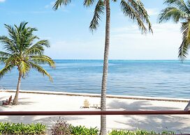 Tres Cocos Resort