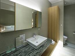 South Urban Hotel