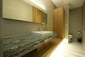 South Urban Hotel