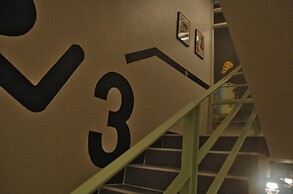 64 Inn Hotel