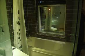 64 Inn Hotel