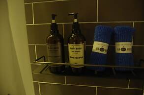 64 Inn Hotel