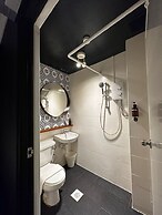 Check-Inn at Little India