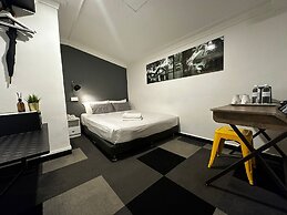 Check-Inn at Little India