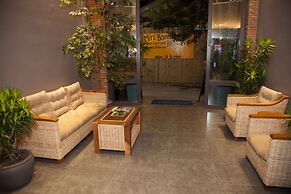 Feliz Hostel Cafe & Bar