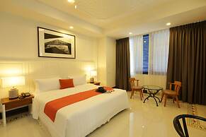 Nandha Hotel