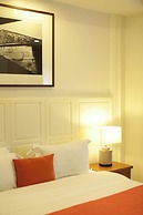 Nandha Hotel