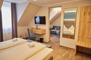 Bernstein Acamed Resort