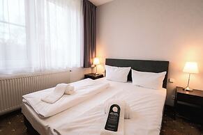 Bernstein Acamed Resort