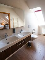 Bernstein Acamed Resort