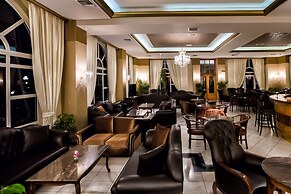 Kouros Hotel