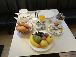 Hotel Aton