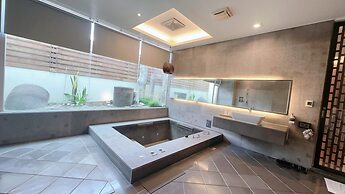Orient Luxury Villa Motel