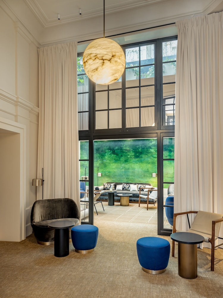 Pavillon Faubourg Saint-Germain & Spa