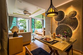 Crest Pool Villas