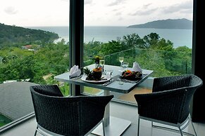 Crest Pool Villas