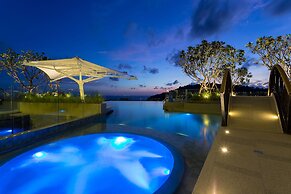 Crest Pool Villas