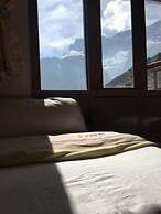 Hotel Khangri