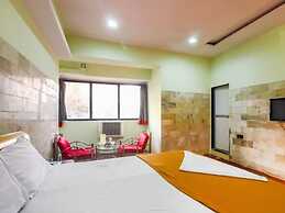 Evergreen Hotel