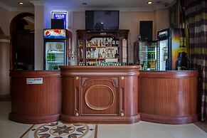 Tristar Hotel