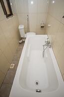 Tristar Hotel