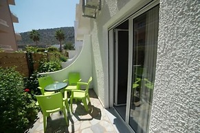 Villa Stella Apartments By Estia