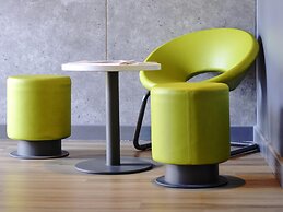ibis budget Pau Lescar