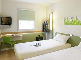 ibis budget Pau Lescar