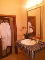 Abaka Bay Resort