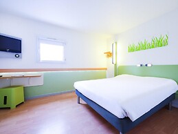 ibis Budget Pau Est
