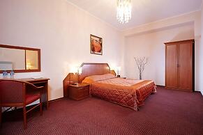 Vladimirskaya Hotel