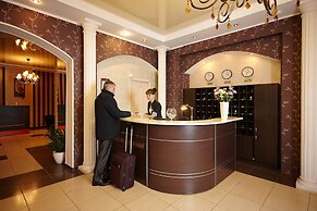 Vladimirskaya Hotel