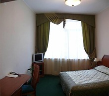 Vladimirskaya Hotel