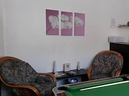 Nelcon Hotel