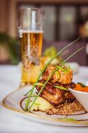 Bushveld Terrace Safari Hotel, Lodge & Spa
