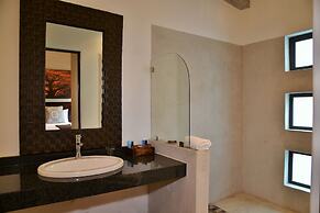 Bushveld Terrace Safari Hotel, Lodge & Spa