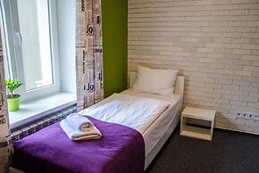 Good Night Hotel