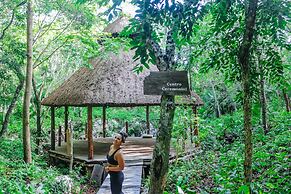 Akumal Natura