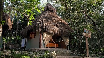Akumal Natura