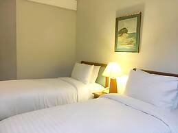 Paragon Gallery Hotel
